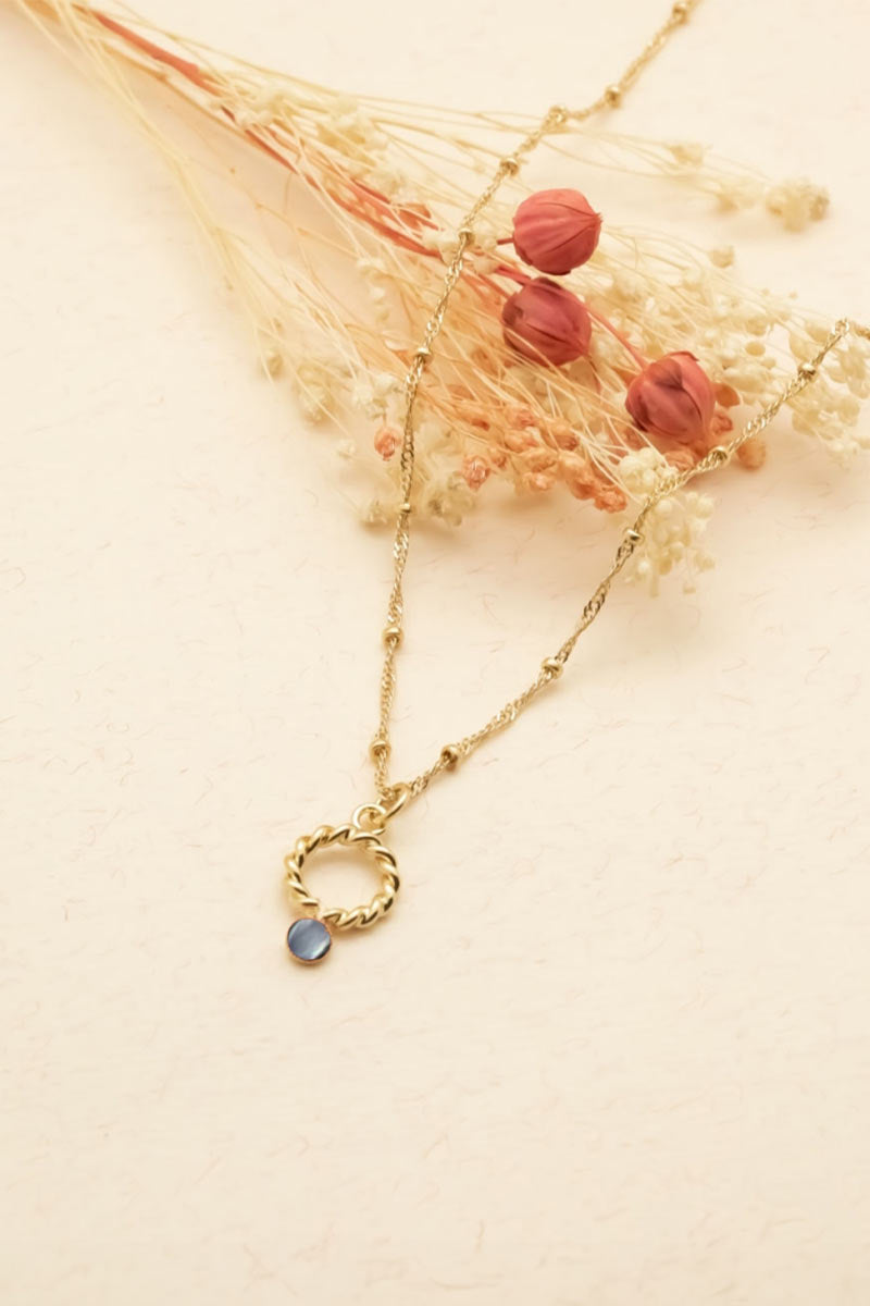 antoinette ameska Collier petit anneau torsadé ANGELA Nacre grise