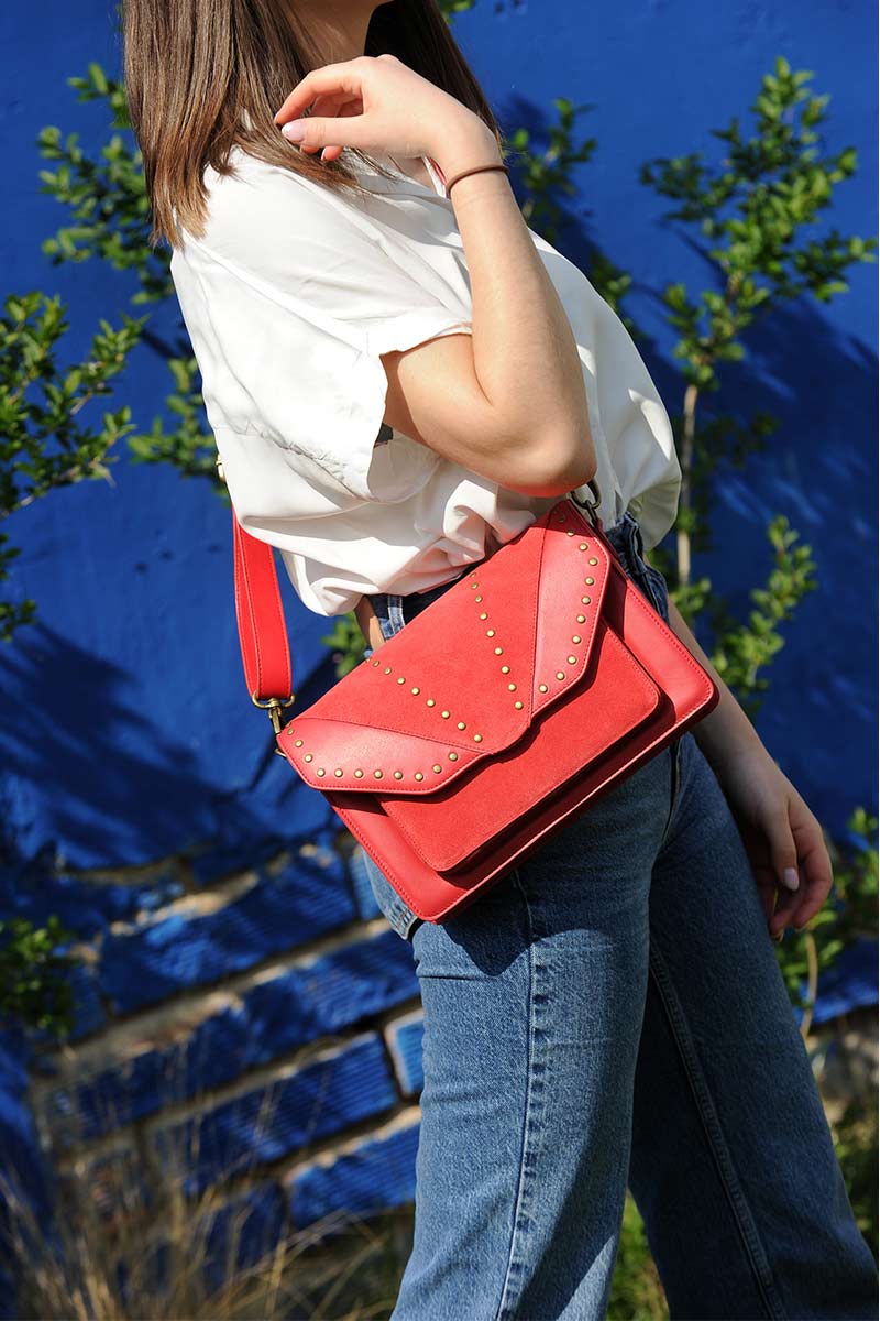 antoinette ameska Sac OMAHA Rouge